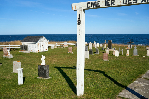 Saison,Automne,MRC Côte-de-Gaspé,Région,Cap-des-Rosiers,Culte,Cimetière,Jour,Temps